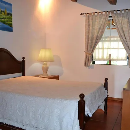 Haus Douce Feteira (Terceira)